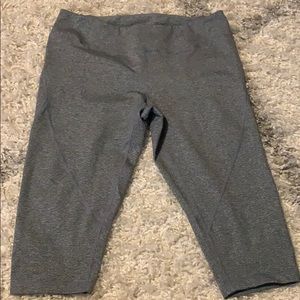 Zella Capri leggings